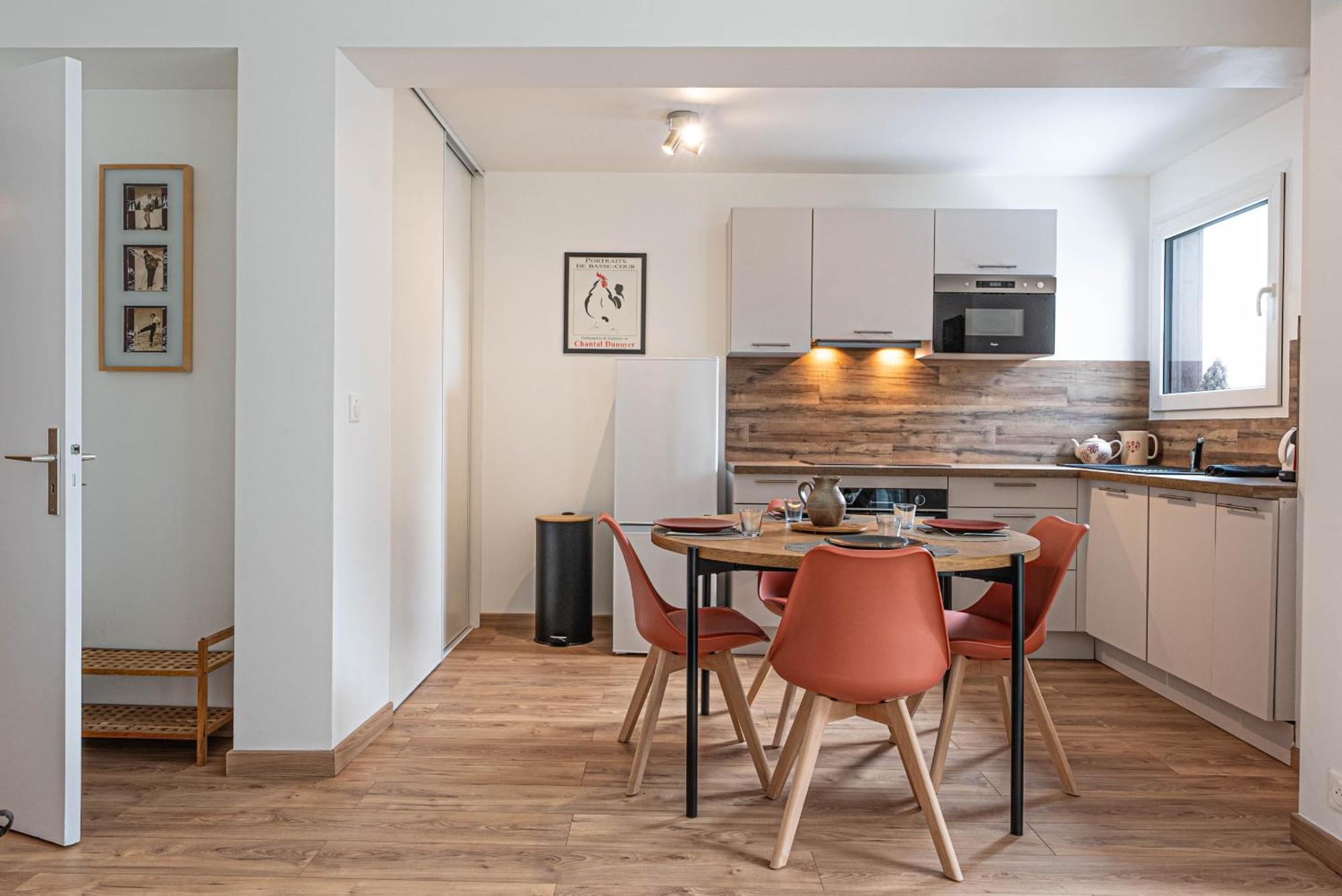 Apartment Appartement Nael - Les Gets, En Plein Centre Et Au Pied Des Pistes